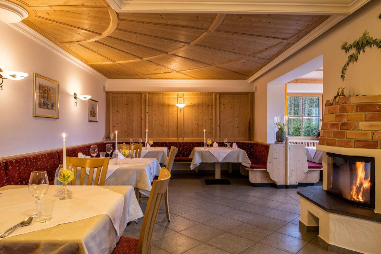 Hotel Landgasthof Laerchenwald Collepietra  Dış mekan fotoğraf